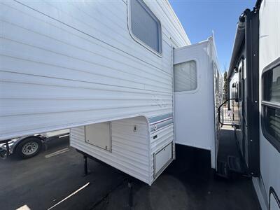 1999 FLEETWOOD 25 5 PROWLER   - Photo 3 - Albuquerque, NM 87108