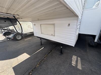 1999 FLEETWOOD 25 5 PROWLER   - Photo 2 - Albuquerque, NM 87108