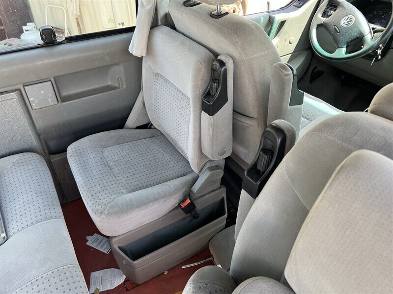 2002 Volkswagen EuroVan MV - Photo 10 - Albuquerque, NM 87108