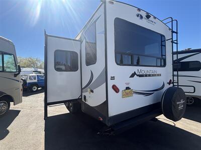 2018 Outdoors RV Mfg. TimberRidge TIMBER RIDGE   - Photo 3 - Albuquerque, NM 87108