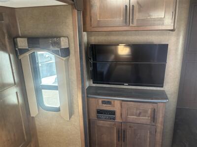 2018 Outdoors RV Mfg. TimberRidge TIMBER RIDGE   - Photo 12 - Albuquerque, NM 87108