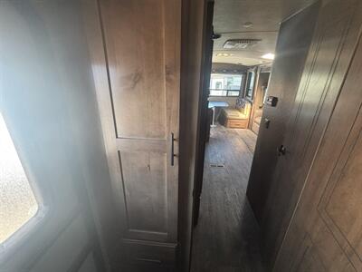 2018 Outdoors RV Mfg. TimberRidge TIMBER RIDGE   - Photo 17 - Albuquerque, NM 87108