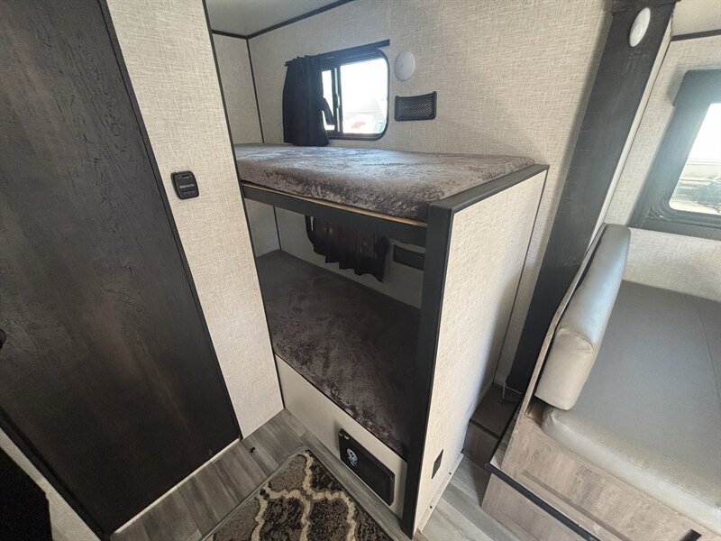 2024 STARCRAFT 180BHS AUTUMN RIDGE - Photo 10 - Albuquerque, NM 87108