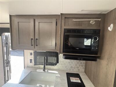 2024 STARCRAFT 180BHS AUTUMN RIDGE - Photo 14 - Albuquerque, NM 87108