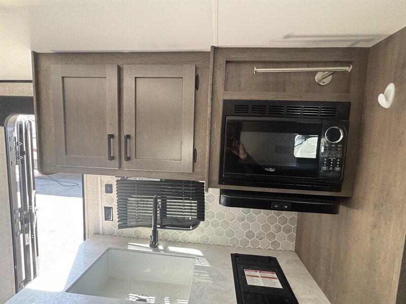 2024 STARCRAFT 180BHS AUTUMN RIDGE - Photo 14 - Albuquerque, NM 87108