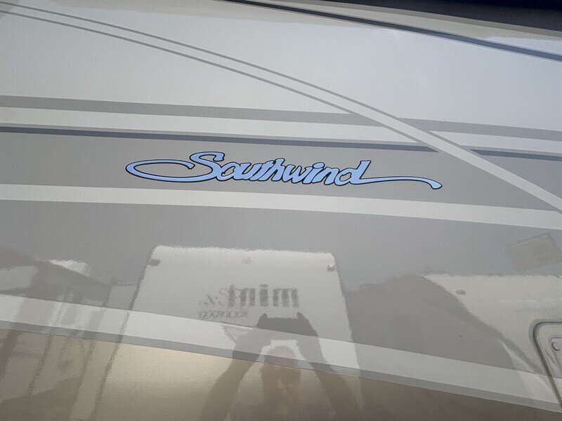 2014 Fleetwood 34A Southwind - Photo 7 - Albuquerque, NM 87108