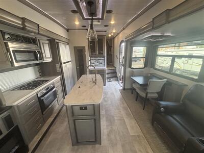 2020 KEYSTONE 3120RL MONTANA LEGACY EDITI - Photo 43 - Albuquerque, NM 87108