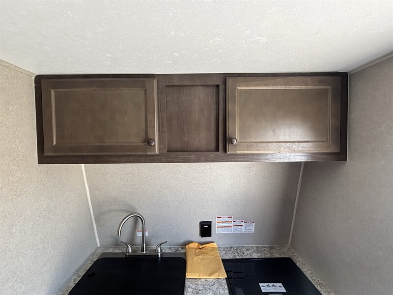 2021 Sunset Park Rush TOYHAULER 19 - Photo 11 - Albuquerque, NM 87108