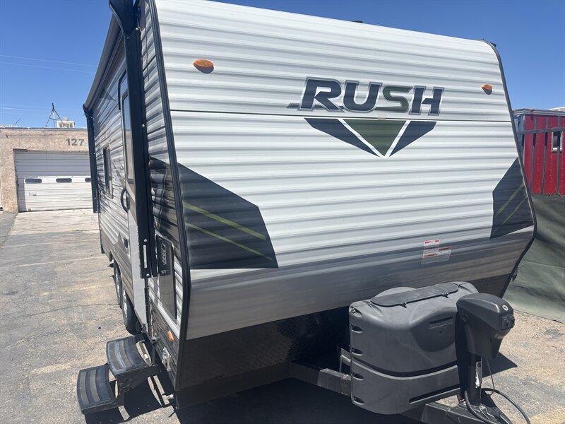 2021 Sunset Park Rush TOYHAULER  19 - Photo 1 - Albuquerque, NM 87108