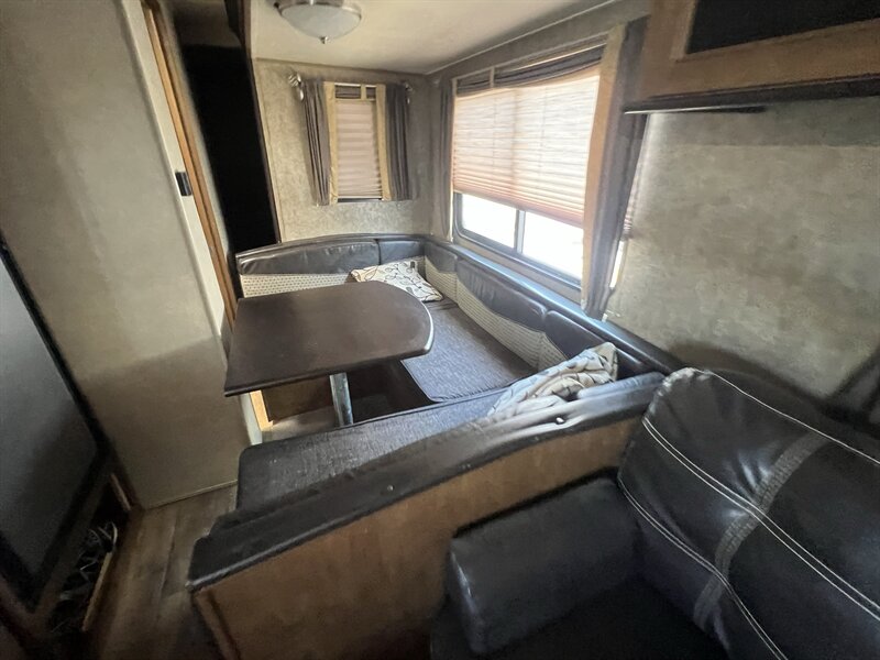 2017 FORESTRIVER 30KQBSS SALEM - Photo 11 - Albuquerque, NM 87108