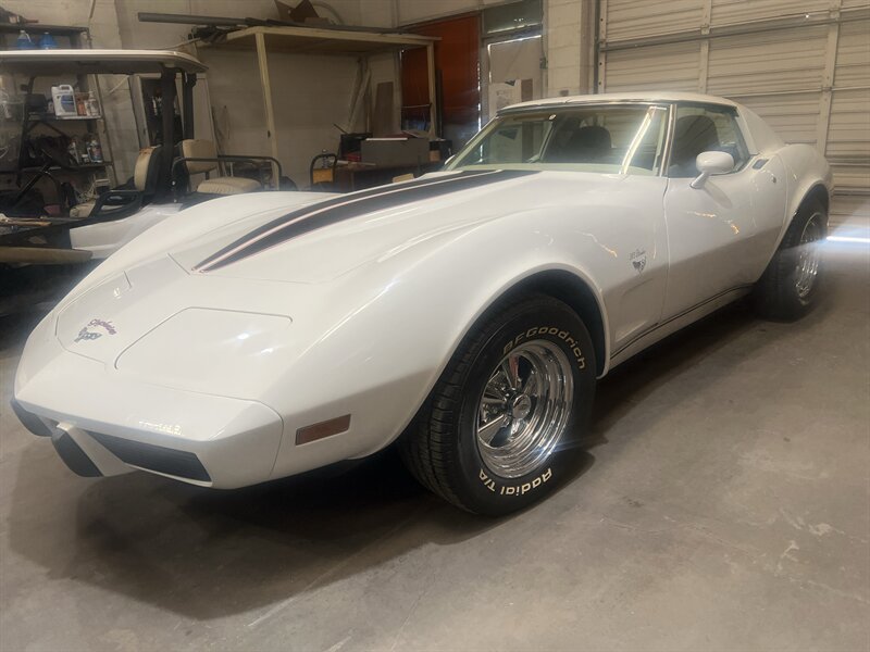 1977 Chevrolet Corvette Stingray   - Photo 1 - Albuquerque, NM 87108
