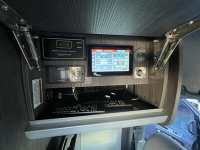2025 Airstream Interstate 4wd Interstate 4wd - Photo 15 - Albuquerque, NM 87108