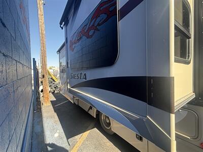 2016 Thor CLASS C SIESTA 24SS - Photo 3 - Albuquerque, NM 87108
