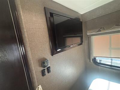 2016 Thor CLASS C SIESTA 24SS - Photo 16 - Albuquerque, NM 87108