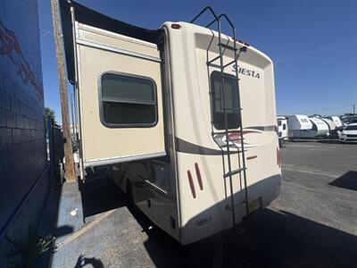 2016 Thor CLASS C SIESTA 24SS - Photo 4 - Albuquerque, NM 87108
