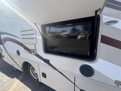 2016 Thor CLASS C SIESTA 24SS - Photo 7 - Albuquerque, NM 87108