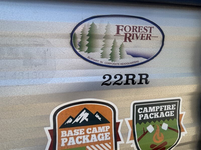 2019 FORESTRIVER 22RR GREY WOLF toy hauler - Photo 9 - Albuquerque, NM 87108