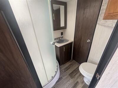 2019 FORESTRIVER 22RR GREY WOLF toy hauler - Photo 20 - Albuquerque, NM 87108