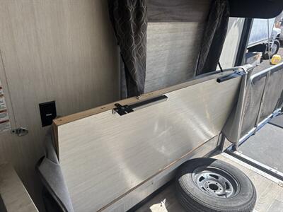 2019 FORESTRIVER 22RR GREY WOLF toy hauler - Photo 16 - Albuquerque, NM 87108