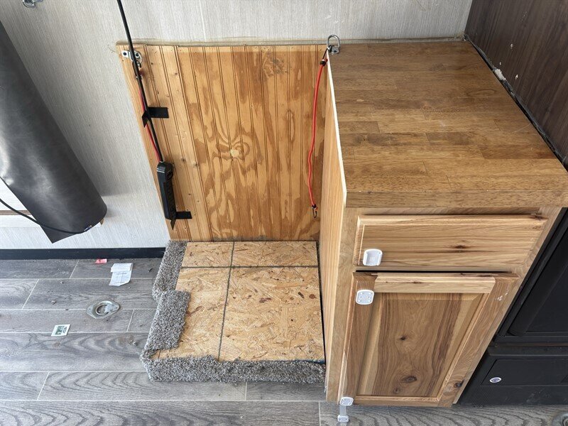 2019 FORESTRIVER 22RR GREY WOLF toy hauler - Photo 18 - Albuquerque, NM 87108