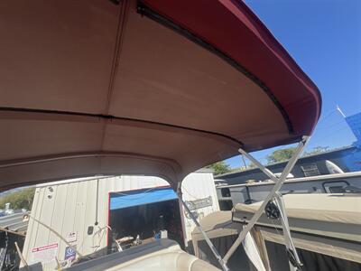 2010 TRACKER SIGNATURE PONTOON   - Photo 20 - Albuquerque, NM 87108