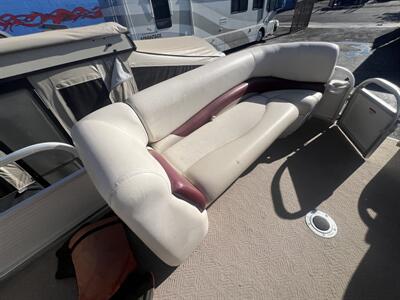 2010 TRACKER SIGNATURE PONTOON   - Photo 10 - Albuquerque, NM 87108