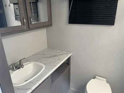 2021 Forest River 2600KRB Alta - Photo 17 - Albuquerque, NM 87108