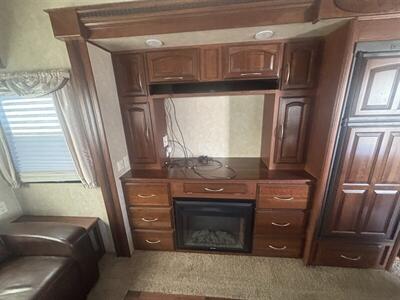 2013 FORESTRIVER 320RS COLUMBUS   - Photo 13 - Albuquerque, NM 87108