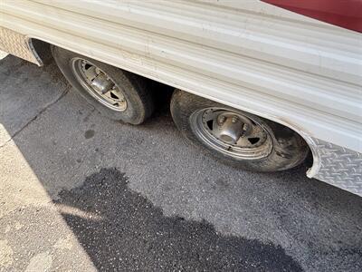 2005 EXTREME M-220 TOY HAULER   - Photo 5 - Albuquerque, NM 87108