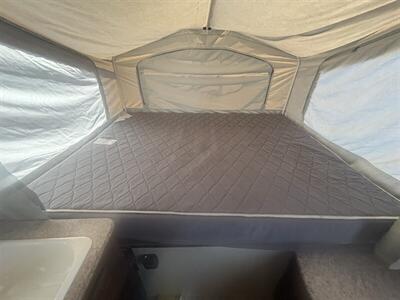 2013 PALOMINO ACADIA TRAVERSE - Photo 16 - Albuquerque, NM 87108