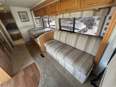 2004 WINNEBAGO 30B SIGHTSEER   - Photo 14 - Albuquerque, NM 87108