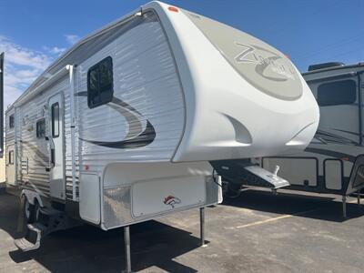 2014 ZINGER 25BH TT 5TH WHEEL   - Photo 3 - Albuquerque, NM 87108