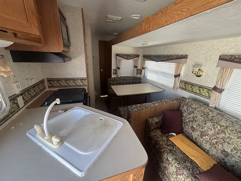 2003 Keystone 24BH SPRINGDALE - Photo 18 - Albuquerque, NM 87108