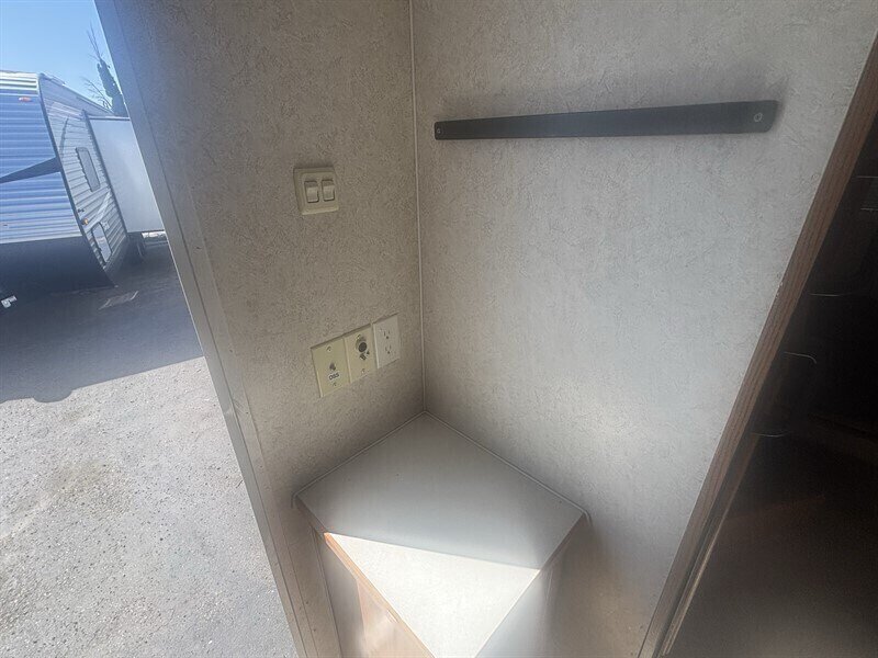 2006 Salem 19FD SALEM LE - Photo 13 - Albuquerque, NM 87108