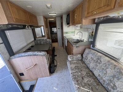 2004 Ford Motorhome Chassis Velocity   - Photo 16 - Albuquerque, NM 87108