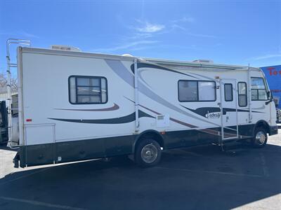 2004 Ford Motorhome Chassis Velocity   - Photo 4 - Albuquerque, NM 87108