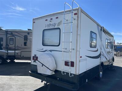 2004 Ford Motorhome Chassis Velocity   - Photo 6 - Albuquerque, NM 87108