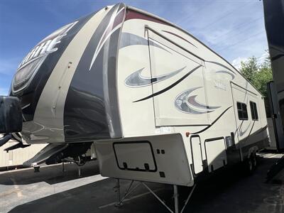 2014 PALOMINO 33BHOK SABRE