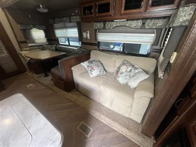 2014 PALOMINO 33BHOK SABRE - Photo 2 - Albuquerque, NM 87108