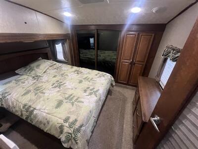 2014 PALOMINO 33BHOK SABRE - Photo 26 - Albuquerque, NM 87108