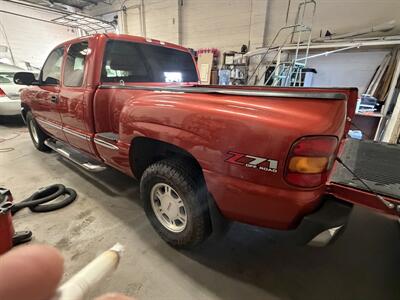 2001 GMC Sierra 1500 SL   - Photo 9 - Albuquerque, NM 87108
