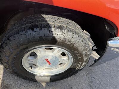 2001 GMC Sierra 1500 SL   - Photo 4 - Albuquerque, NM 87108