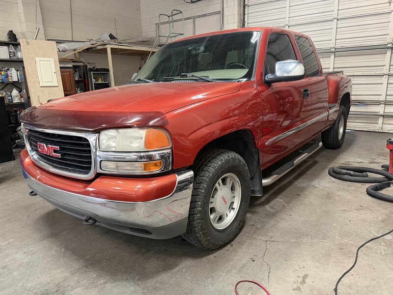 2001 GMC Sierra 1500 SL   - Photo 1 - Albuquerque, NM 87108