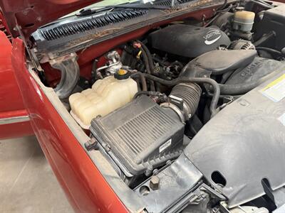 2001 GMC Sierra 1500 SL   - Photo 19 - Albuquerque, NM 87108