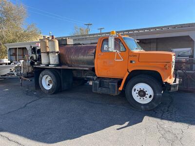 1986 Chevrolet Asphalt sealer   - Photo 1 - Albuquerque, NM 87108