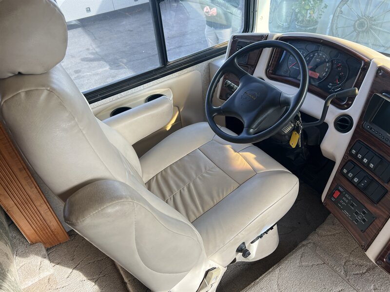 2005 GULFSTREAM 8377 SUN VOYAGER - Photo 12 - Albuquerque, NM 87108