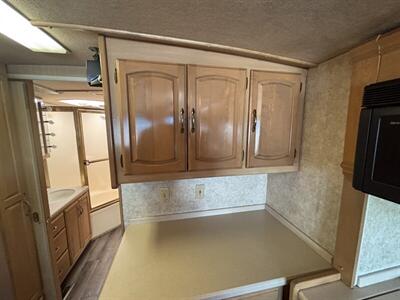 1999 WINNEBAGO 40J MOTORHOME   - Photo 16 - Albuquerque, NM 87108