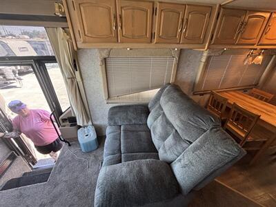 1999 WINNEBAGO 40J MOTORHOME   - Photo 14 - Albuquerque, NM 87108