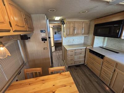 1999 WINNEBAGO 40J MOTORHOME   - Photo 12 - Albuquerque, NM 87108