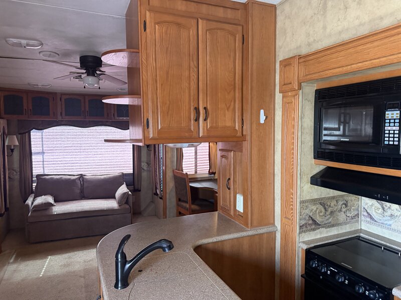 2009 NO DATA 3400RL MONTANA - Photo 12 - Albuquerque, NM 87108